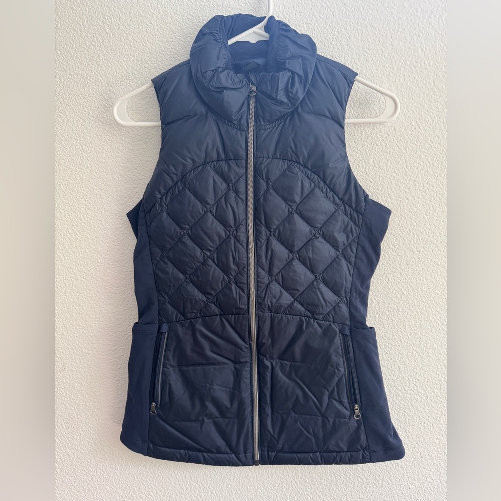 Lululemon down running vest